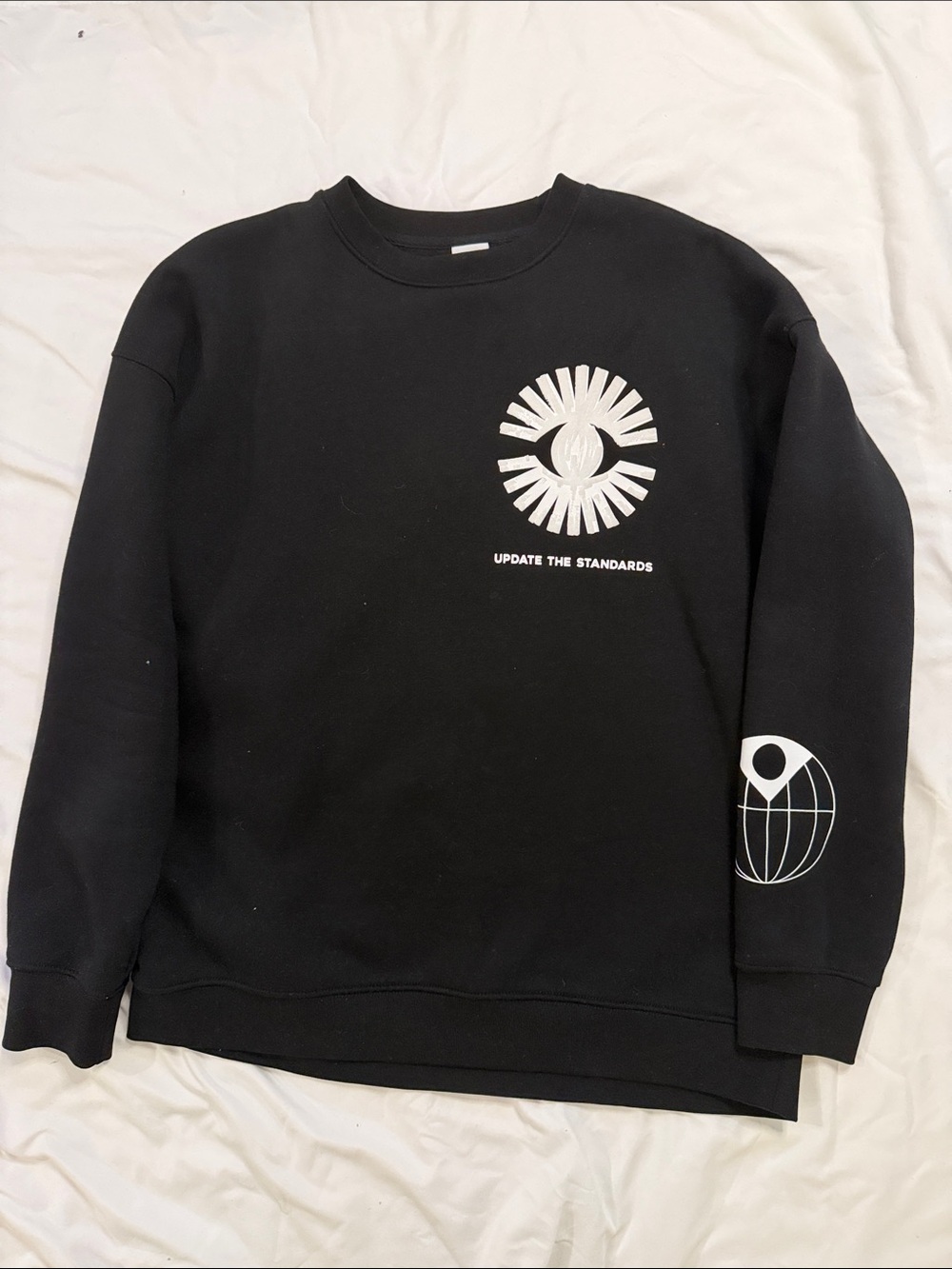 Zara Black Graphic Crewneck Sweatshirt - Picture 1 of 2